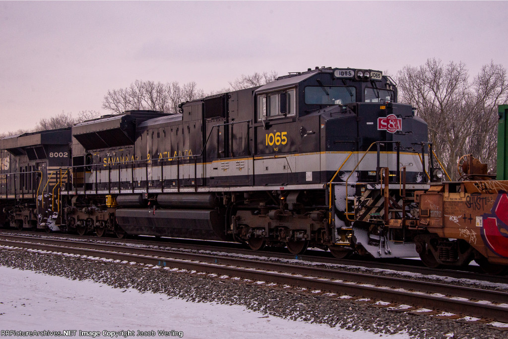 NS 1065